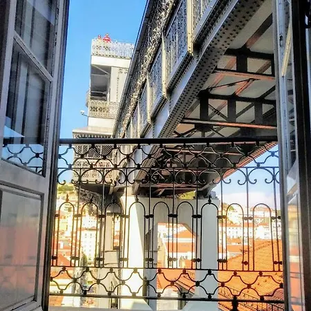 דירה Chiado Design 5e ליסבון